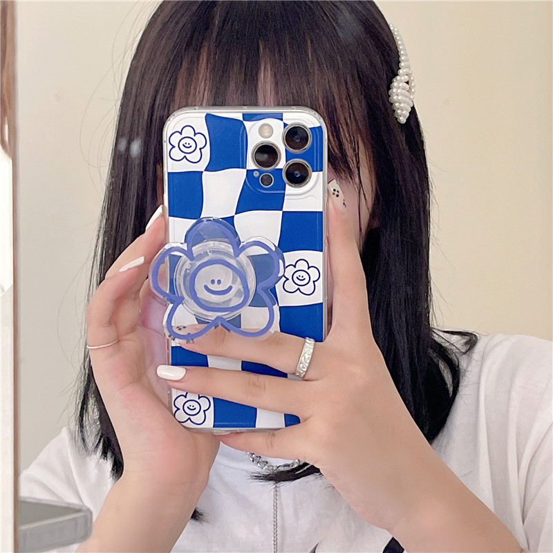 Plaid Smiley Flower Stand Phone Case - Image 4