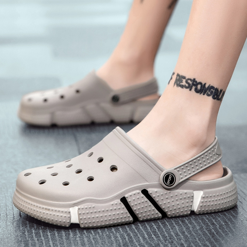 Summer Men Hole Shoes Sandals - Image 4