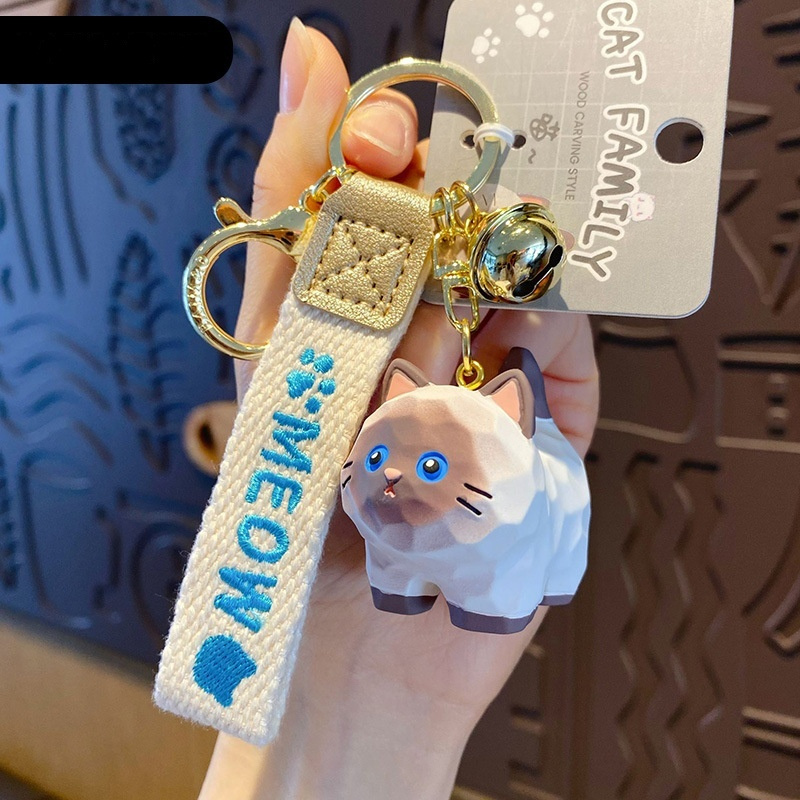 Cute Creative Resin Wood Carving Keychain - Image 2